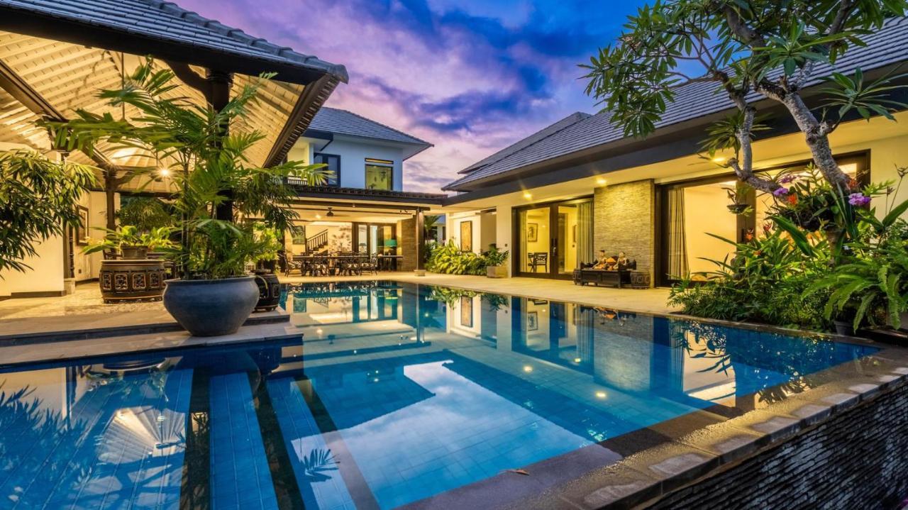 Kejora 12 Beachfront 3 Bedroom Luxe Villa *
